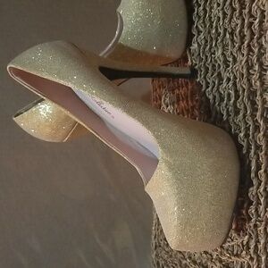 De Blossom Collection Elegant Gold Glitter Special Occasion High Heels Size 8